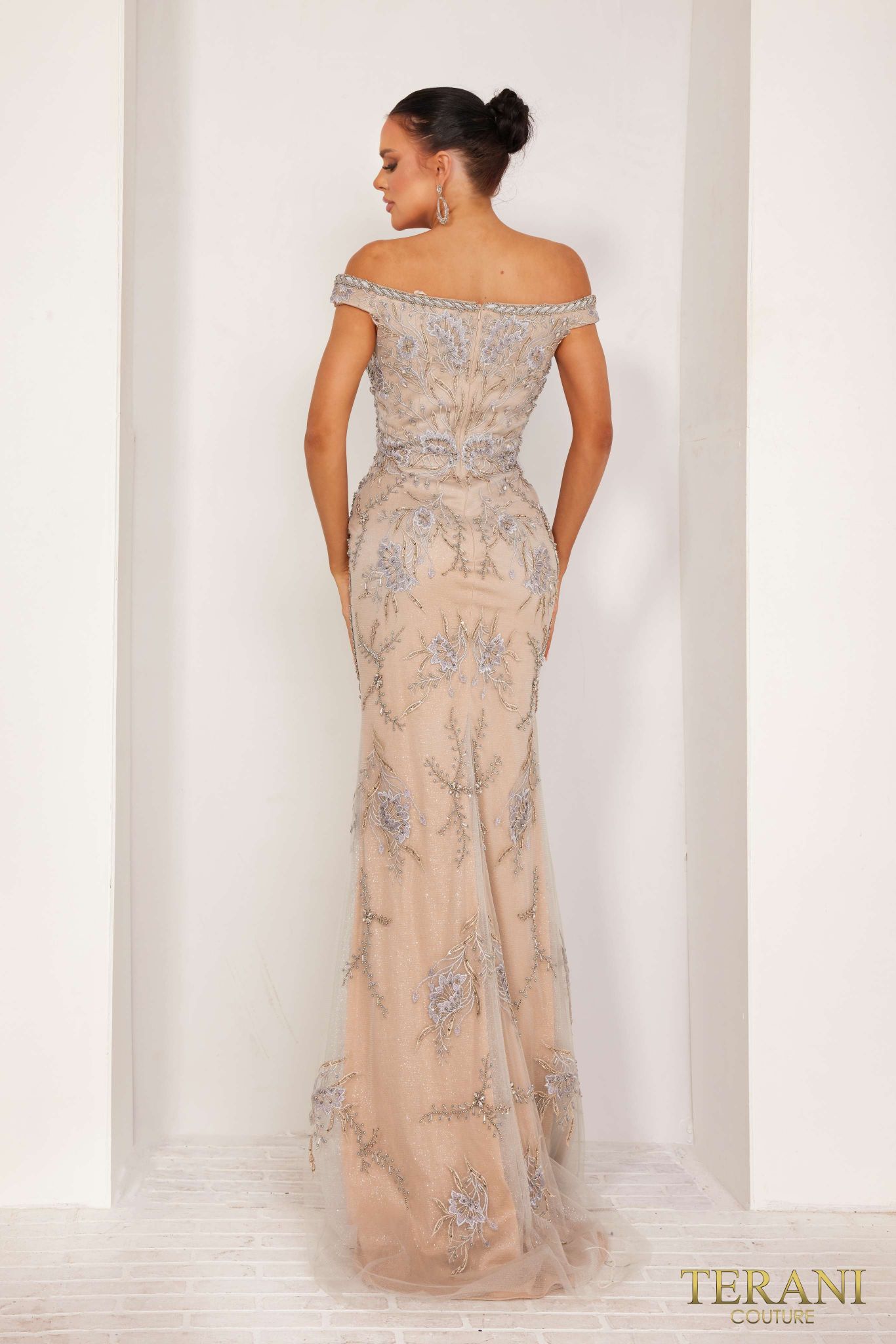 232E1206 Sparkly Off-Shoulder Embroidered Silver Lace Evening Dress 232E1206 Sparkly Off-Shoulder Embroidered Silver Lace Evening Dress