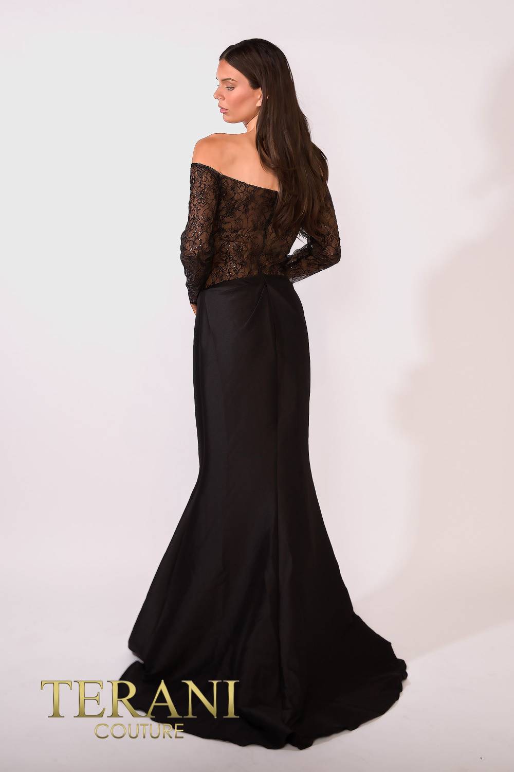 241M2734 Long Sleeves Trumpet Off-Shoulder Column Evening Dress
