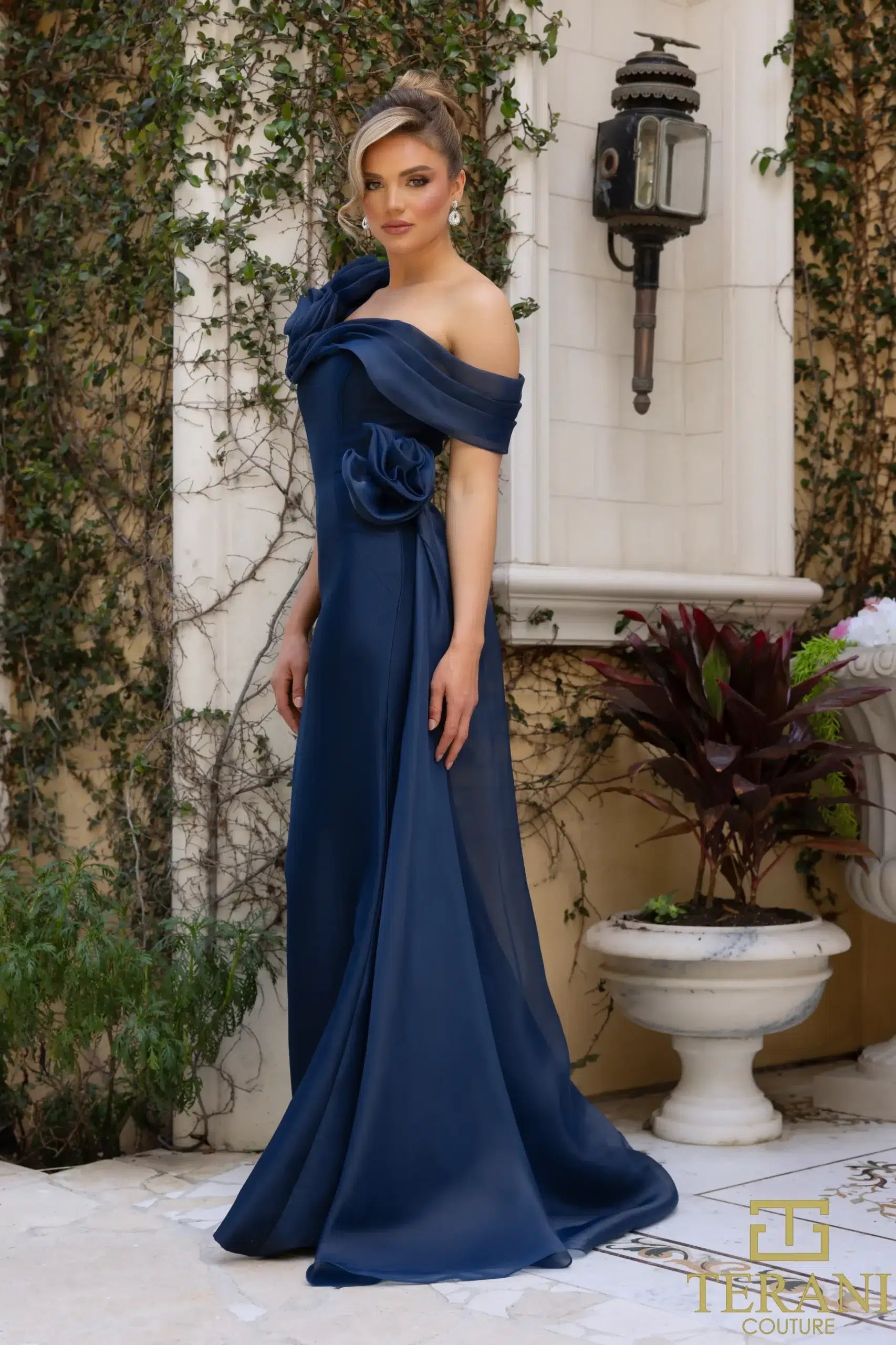 242M3342 Stretch Mikado Off-Shoulder Asymmetrical Slim Dress