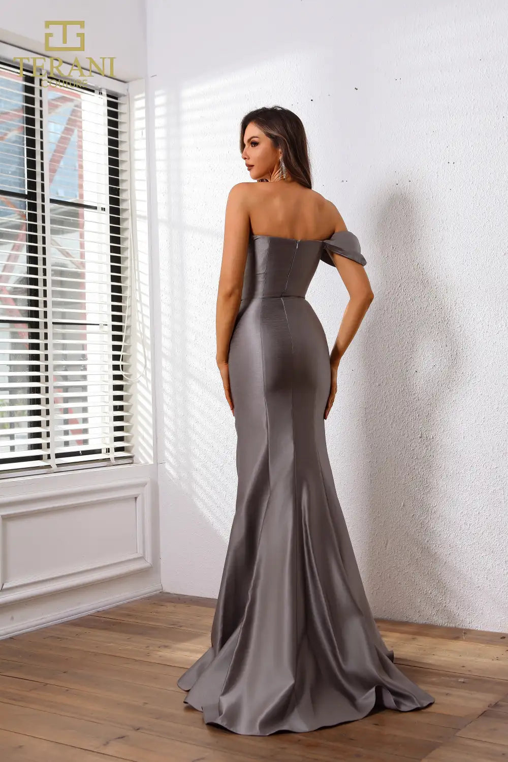 251E4555 Fit and Flare Sleeveless Satin Evening Dress