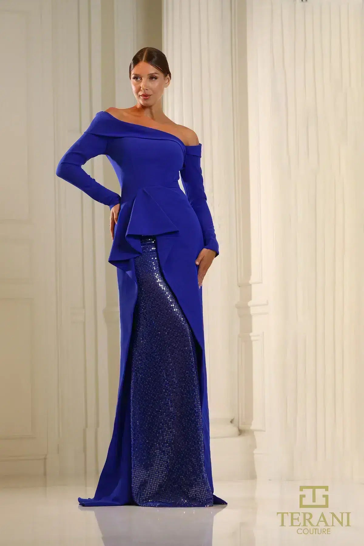 251M4610 Royal Blue Sheath Assyemtric Full Sleeves Long Dress