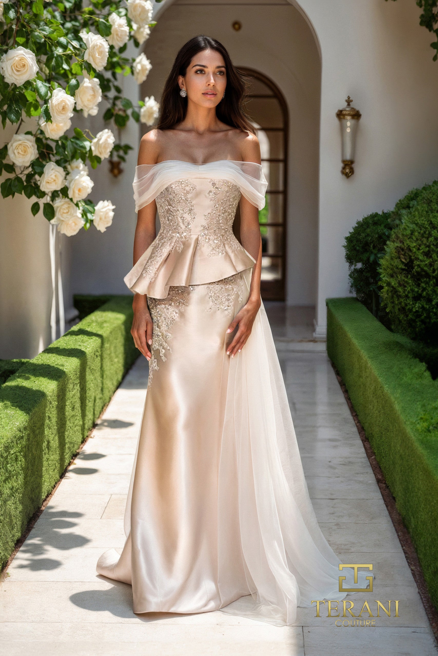 252M5357 - Side Train Long MOB Dress