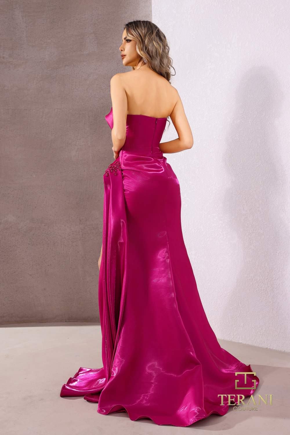 252E5150 - Fit and Flare Long Evening Dress