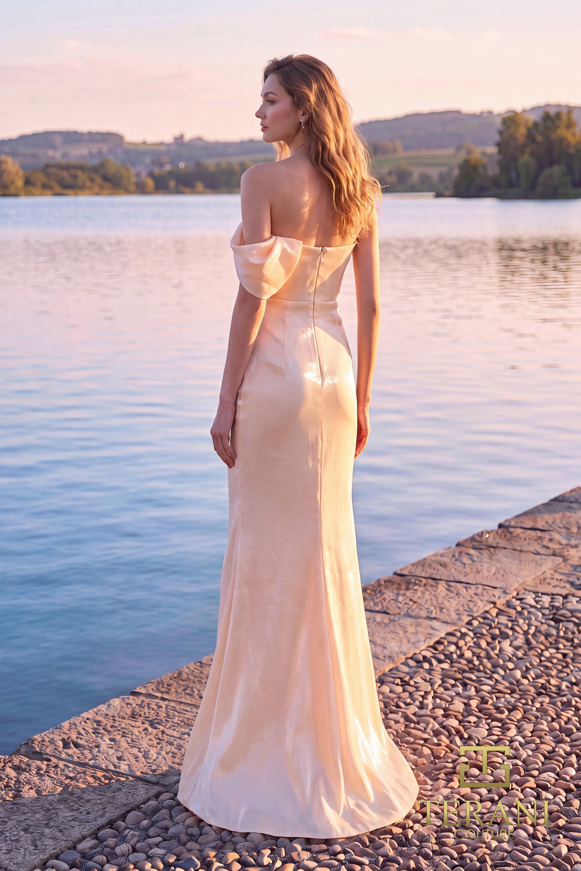 252E5162 - Bodycon Long Evening Dress