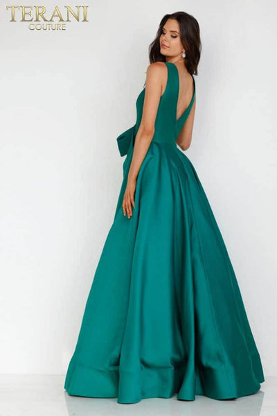 Deep V-neck prom dress with extra flare - 231P0006