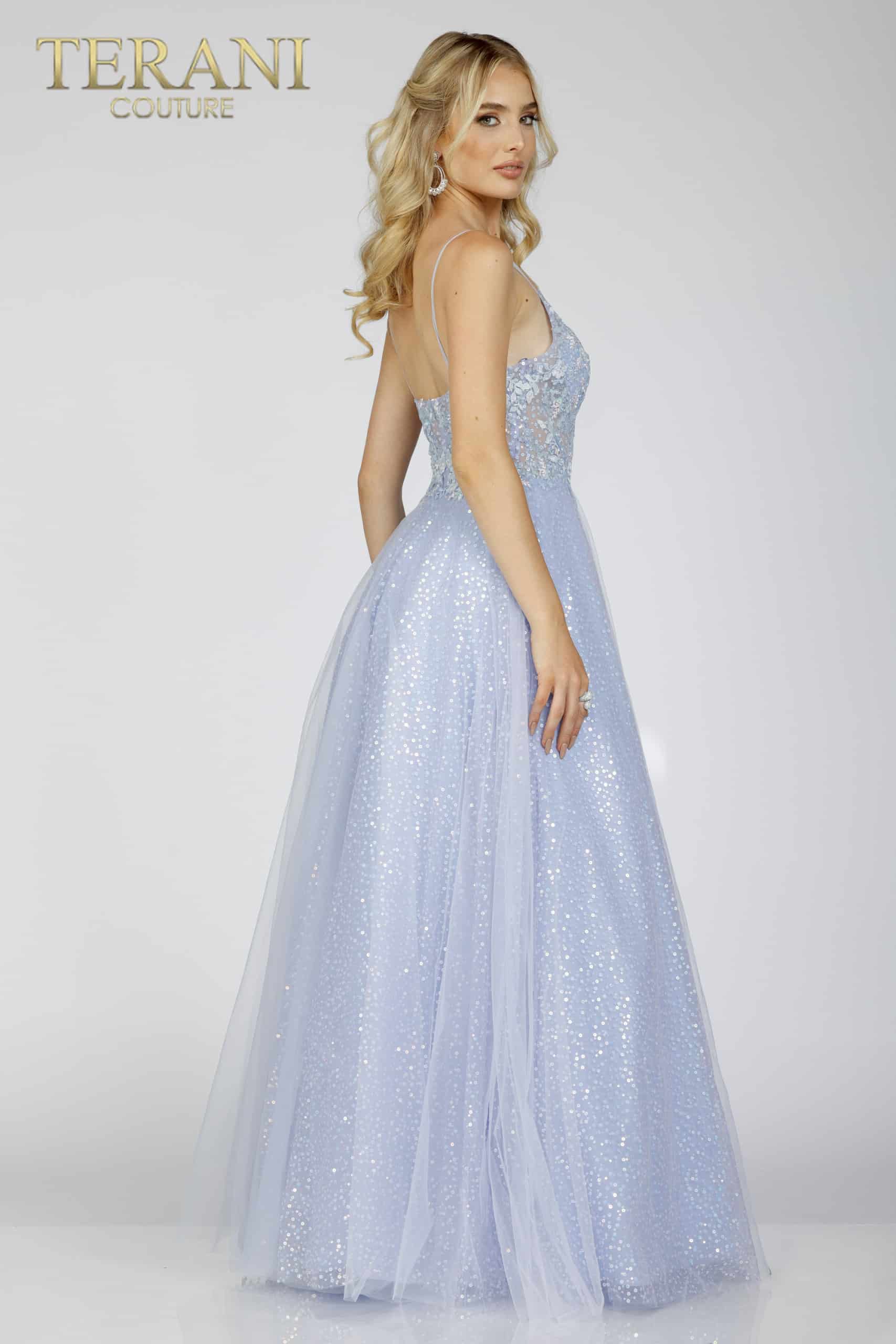 Spaghetti strap with the glittery full-length gown - 231P0101