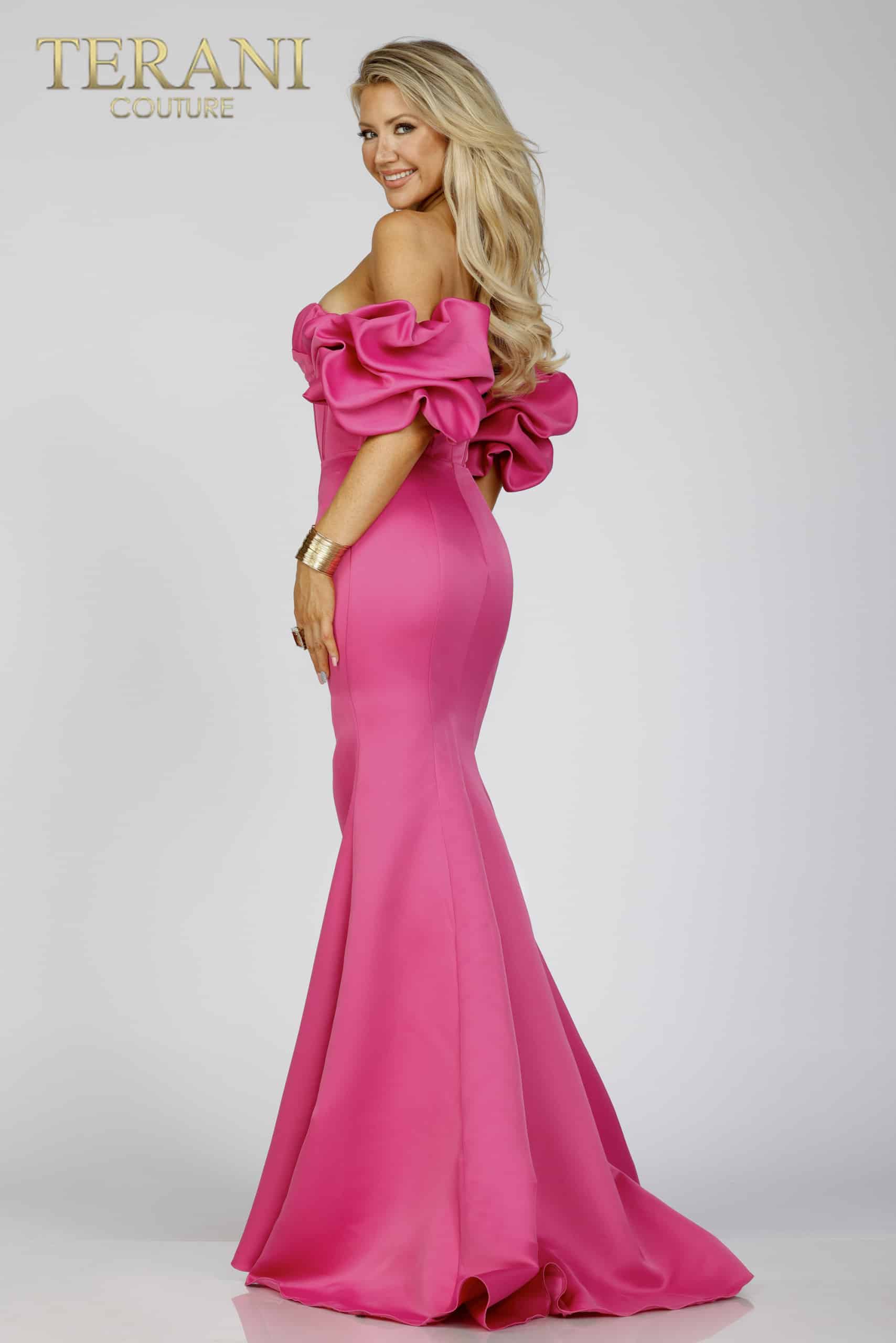 Short ruffle sleeves prom gown in matte satin - 231P0181