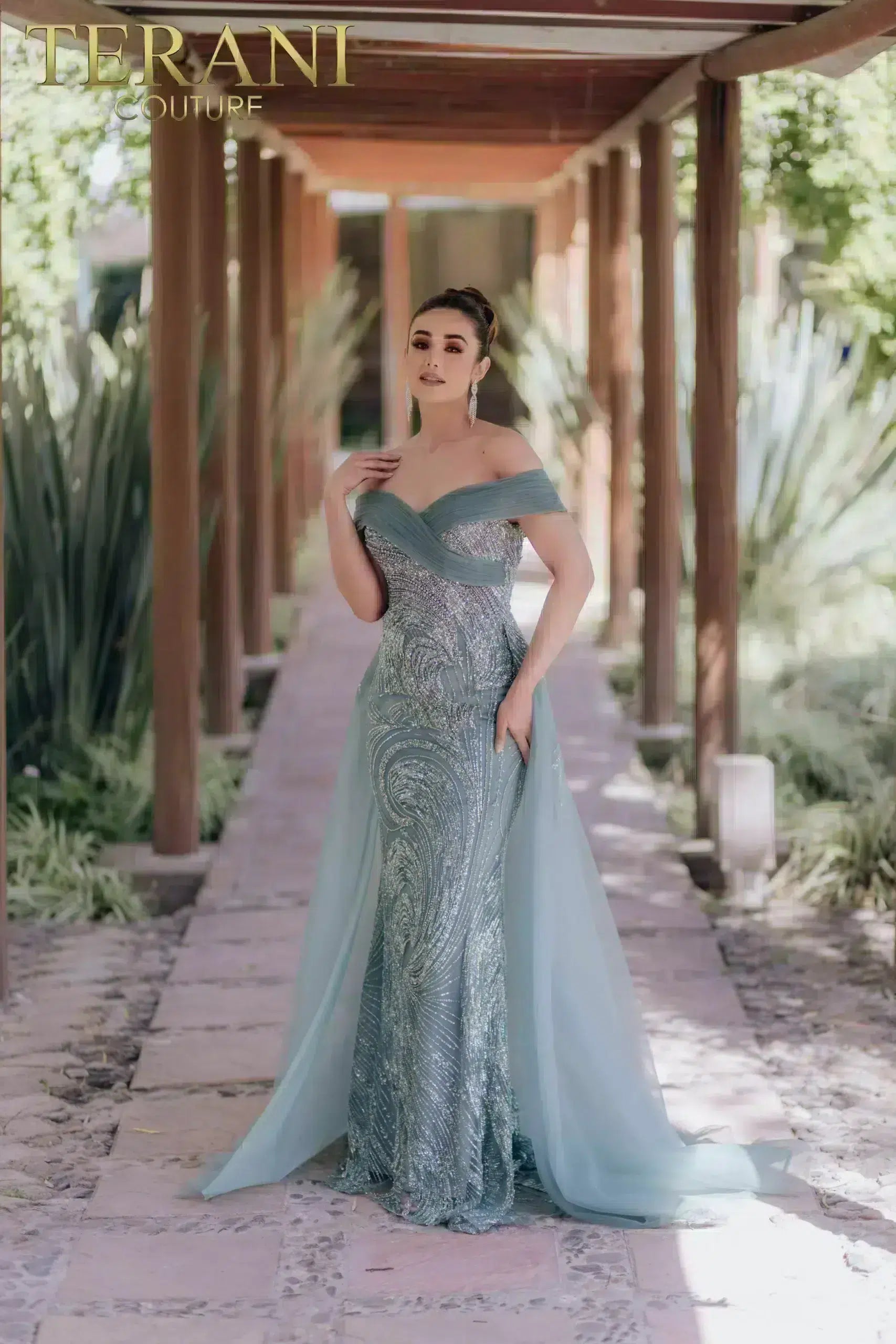 Off Shoulder Mermaid Embroidered Evening Dress - 232E1334