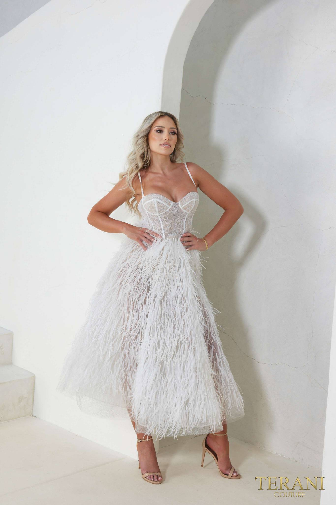 241P2022 A-Line Spaghetti Sleeveless Tea-Length Luffa Prom Dress