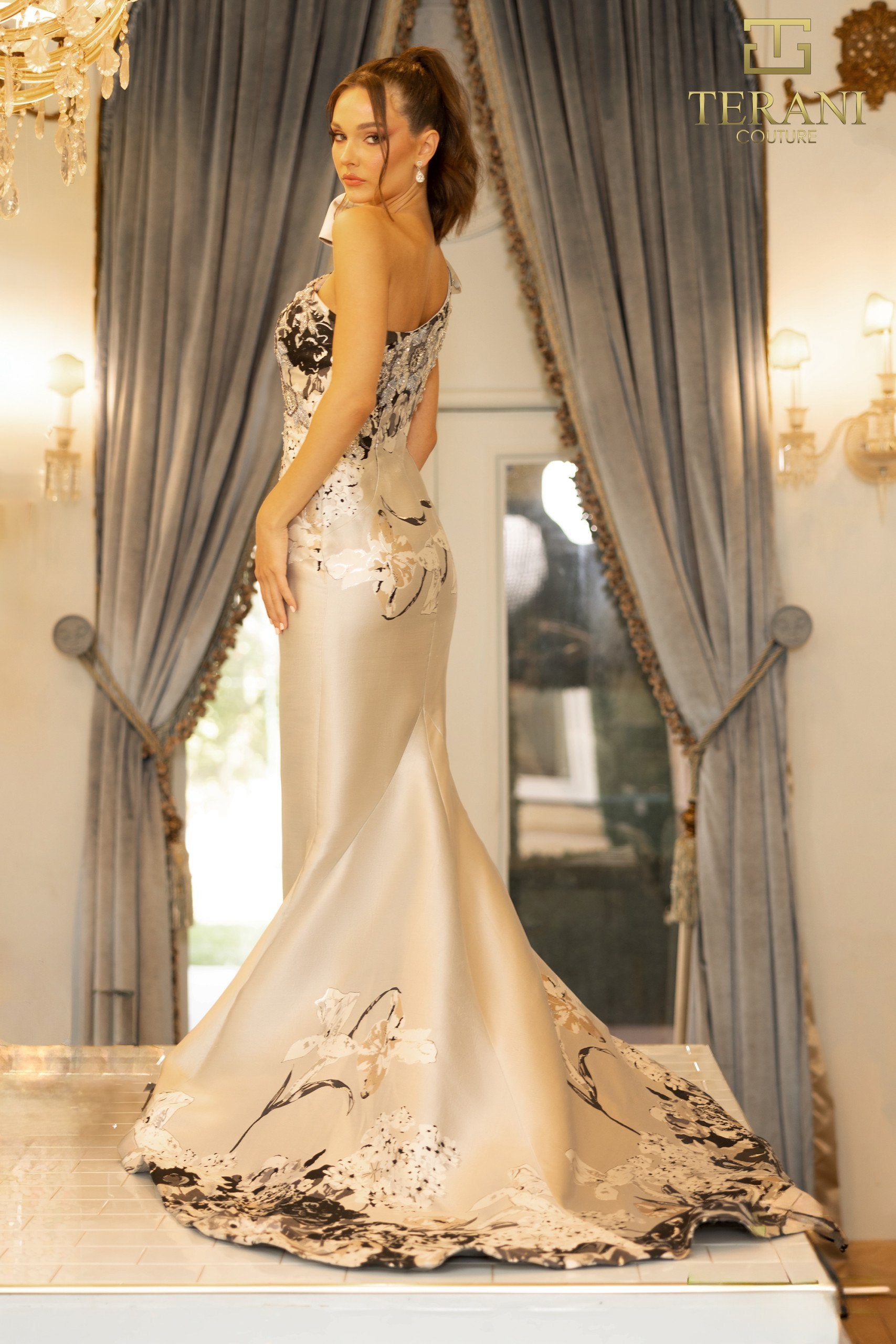 242E3165 Print Mikado One Shoulder Trumpet Evening Dress