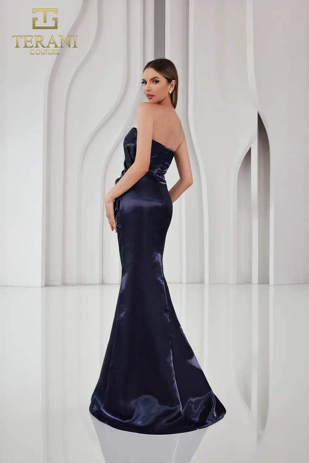 251E4231 Long Sheath Sleeveless Shimmer Dress