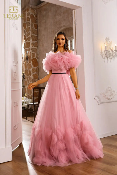 251P4090 Straight Neckline Sleeveless Tulle Ballgown