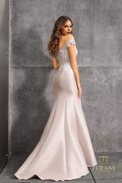 252E5133 - Fit and Flare Long Evening Dress