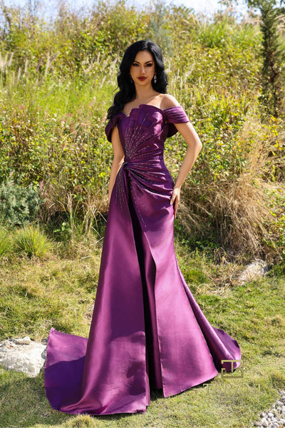 252M5342 - Side Train Long MOB Dress