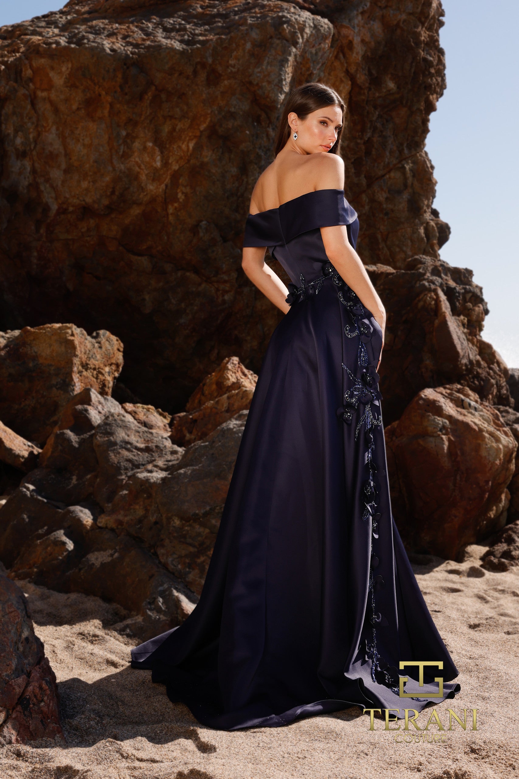 off the shoulder mob dress 252M5317