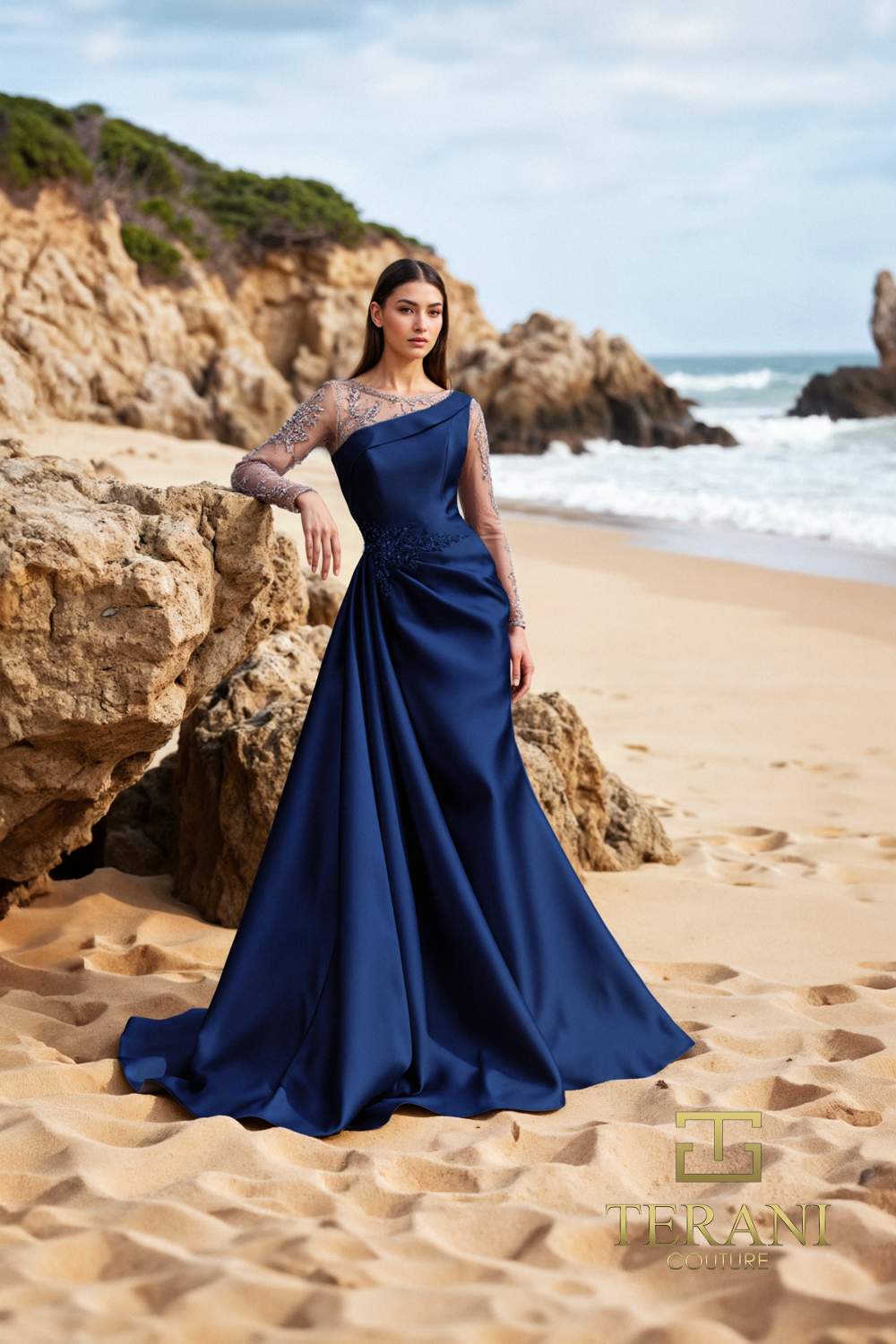 252M5344 - Illussion Neck Side Train Long MOB Dress