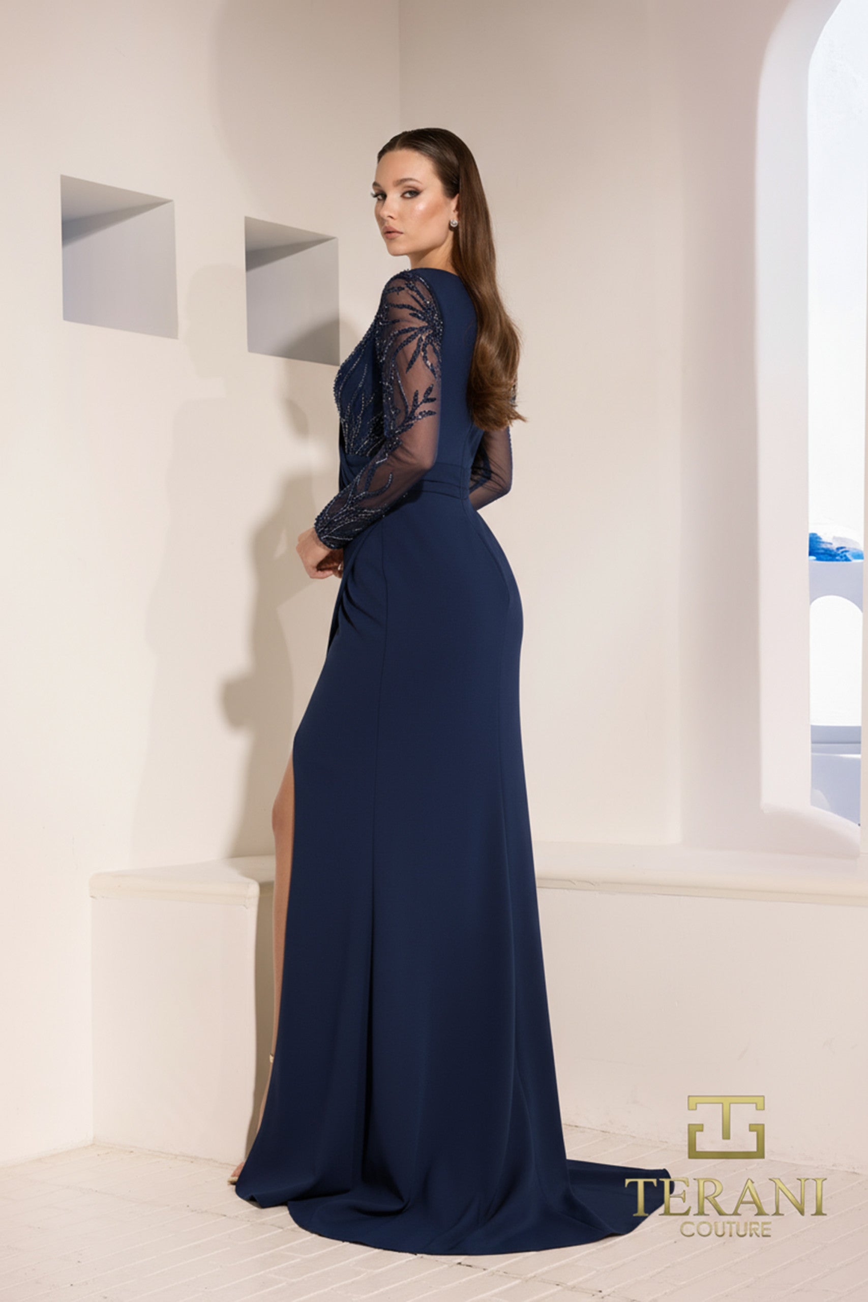 long sleeve mob dresses 252M5377