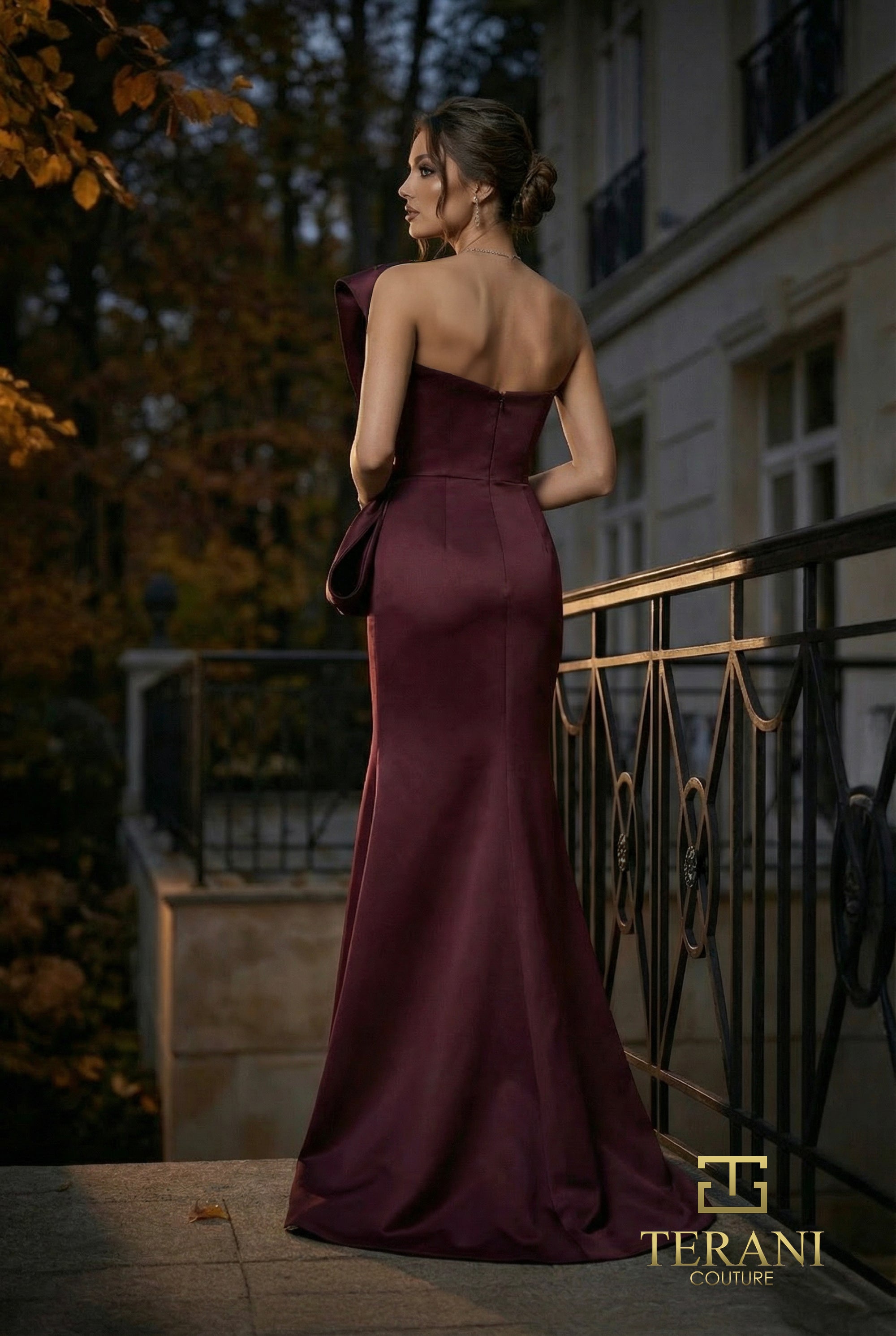 Long Evening Sheath Gown - 262E7358
