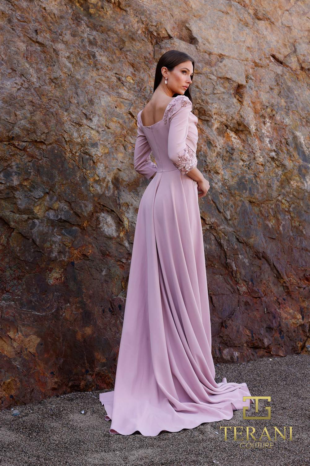 252M5338 – Train Long MOB Dress