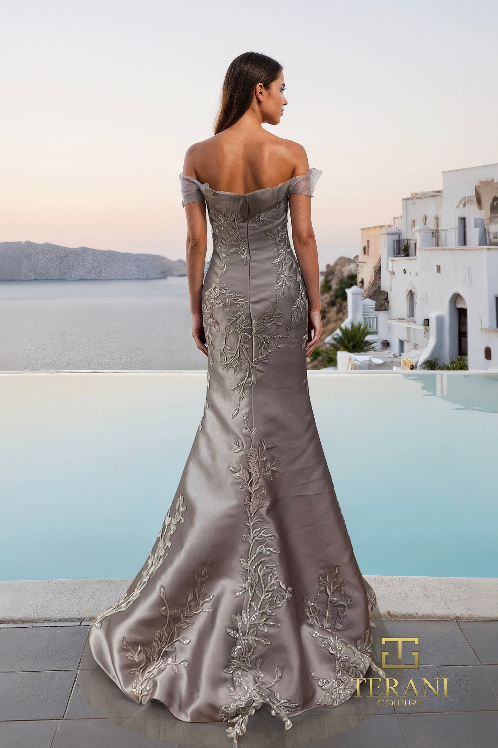 Asymmetric Off-Shoulder Stretch Mikado Mermaid Gown – 261E6270