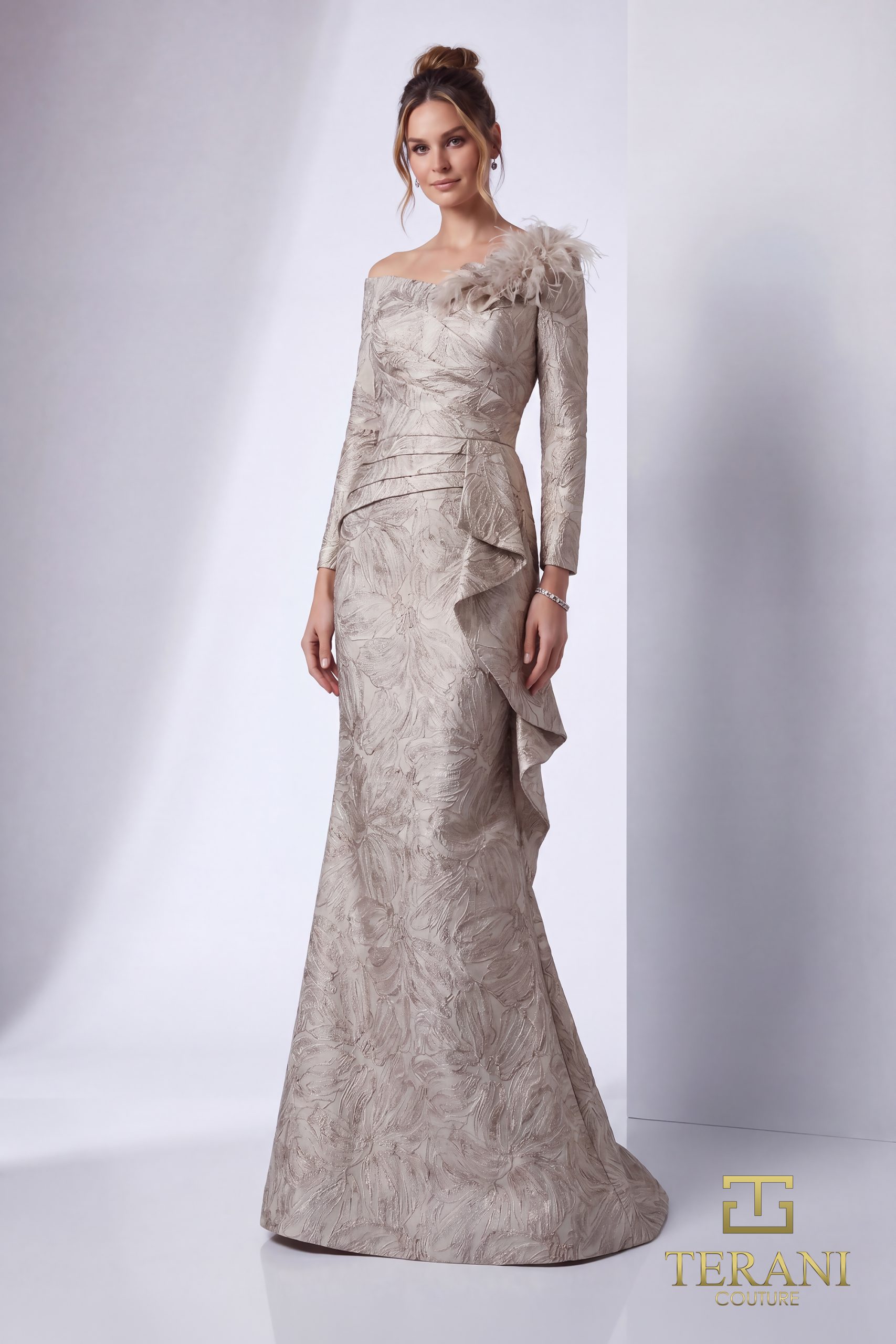 Off-Shoulder Jacquard Trumpet Gown with Long Sleeves – 261M6448