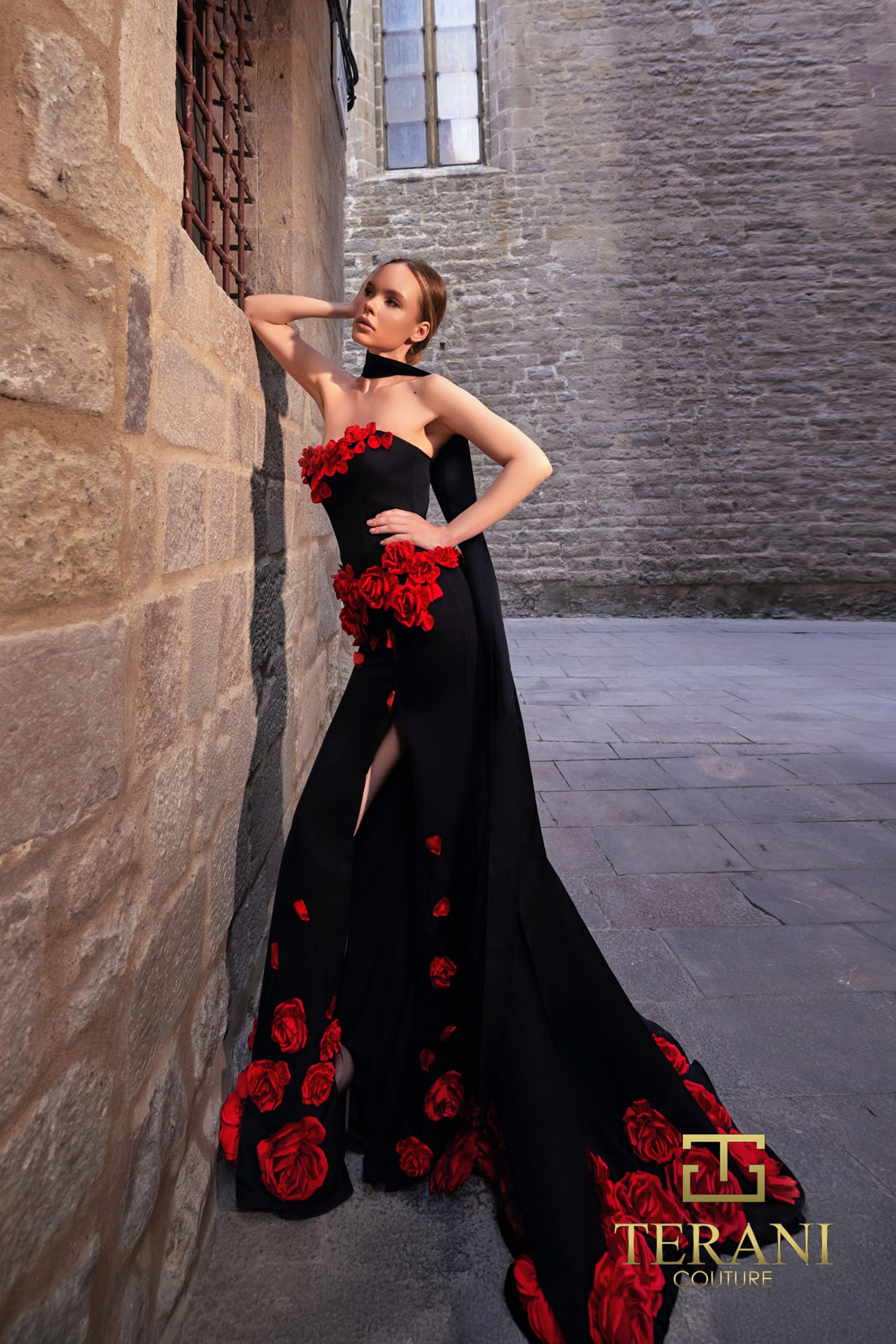 Sweetheart Mikado Mermaid Gown with Slit – 261P6623