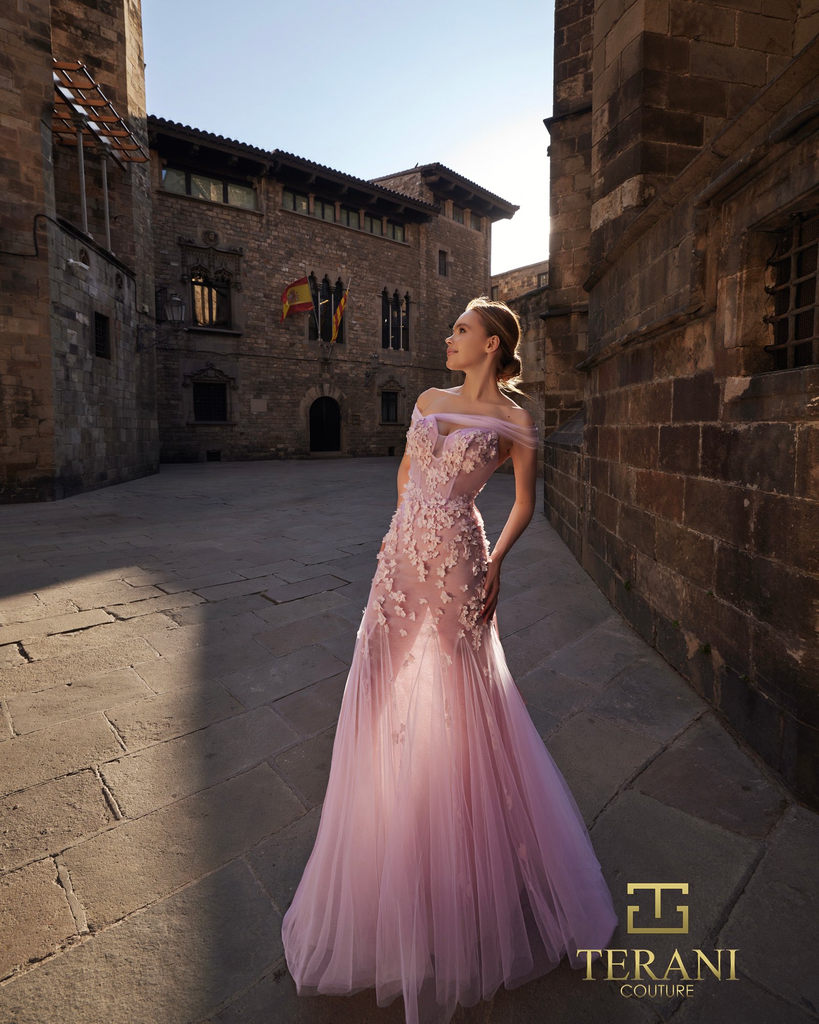 Sweetheart Tulle Mermaid Gown with 3D Embroidery – 261P6695