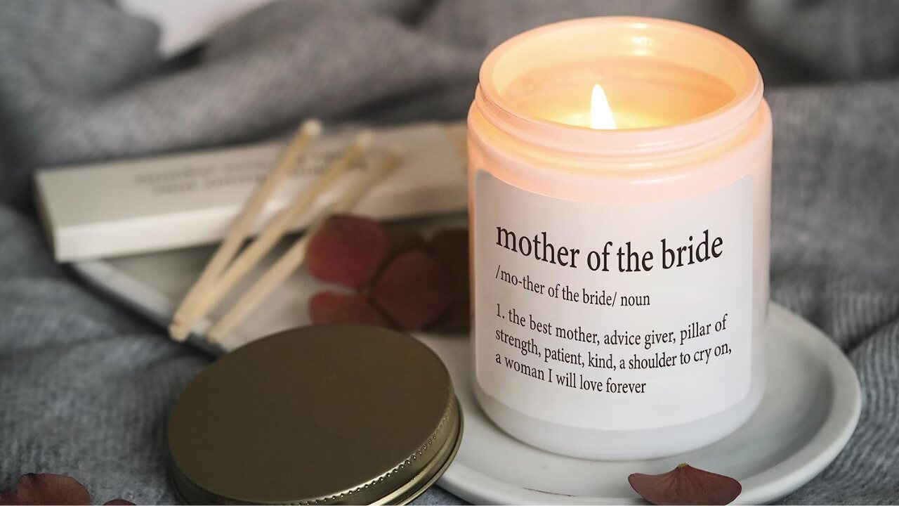 Delightful Mother of the Bride candle