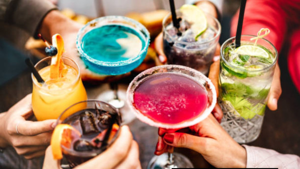 Cocktail Drinks to Keep on your Party